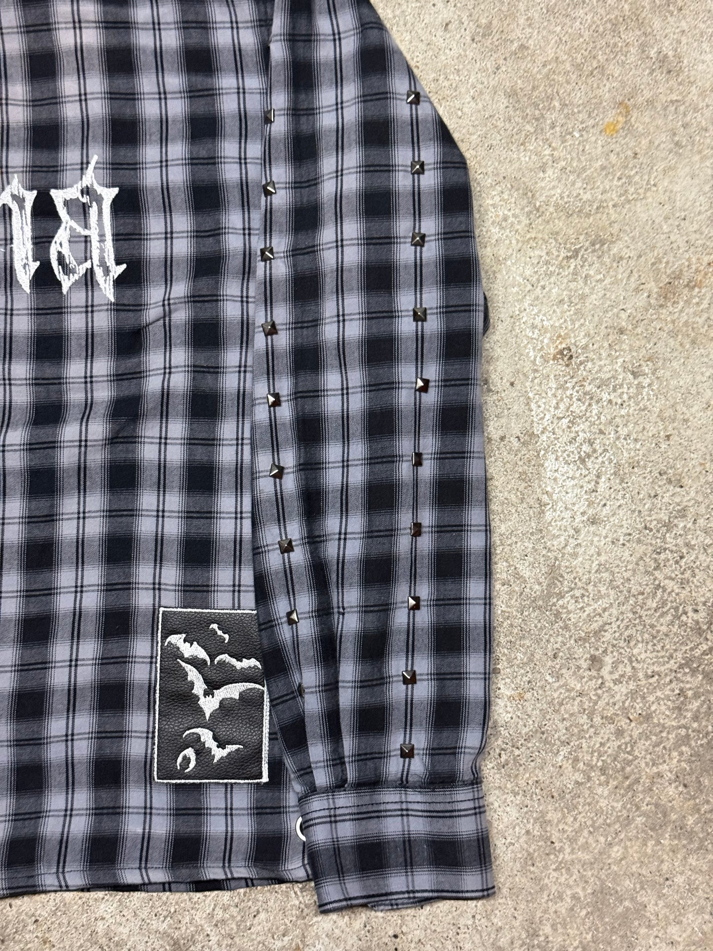 SINNA BAT SHIRT