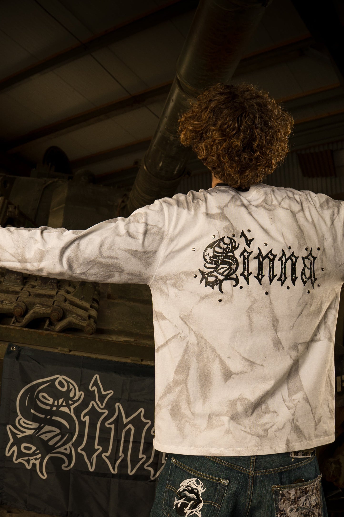 SINNA LOGO Sleeve